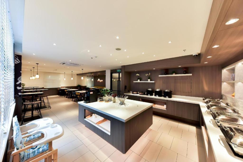 Hanting Premium Hotel Shanghai Hongqiao West Zhongshan Road Buitenkant foto